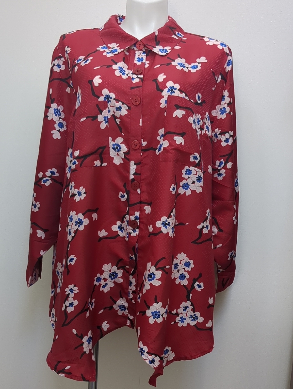 Denim 24/7 Women’s Floral Button-Front Lightweight Red Shirt hi low hem